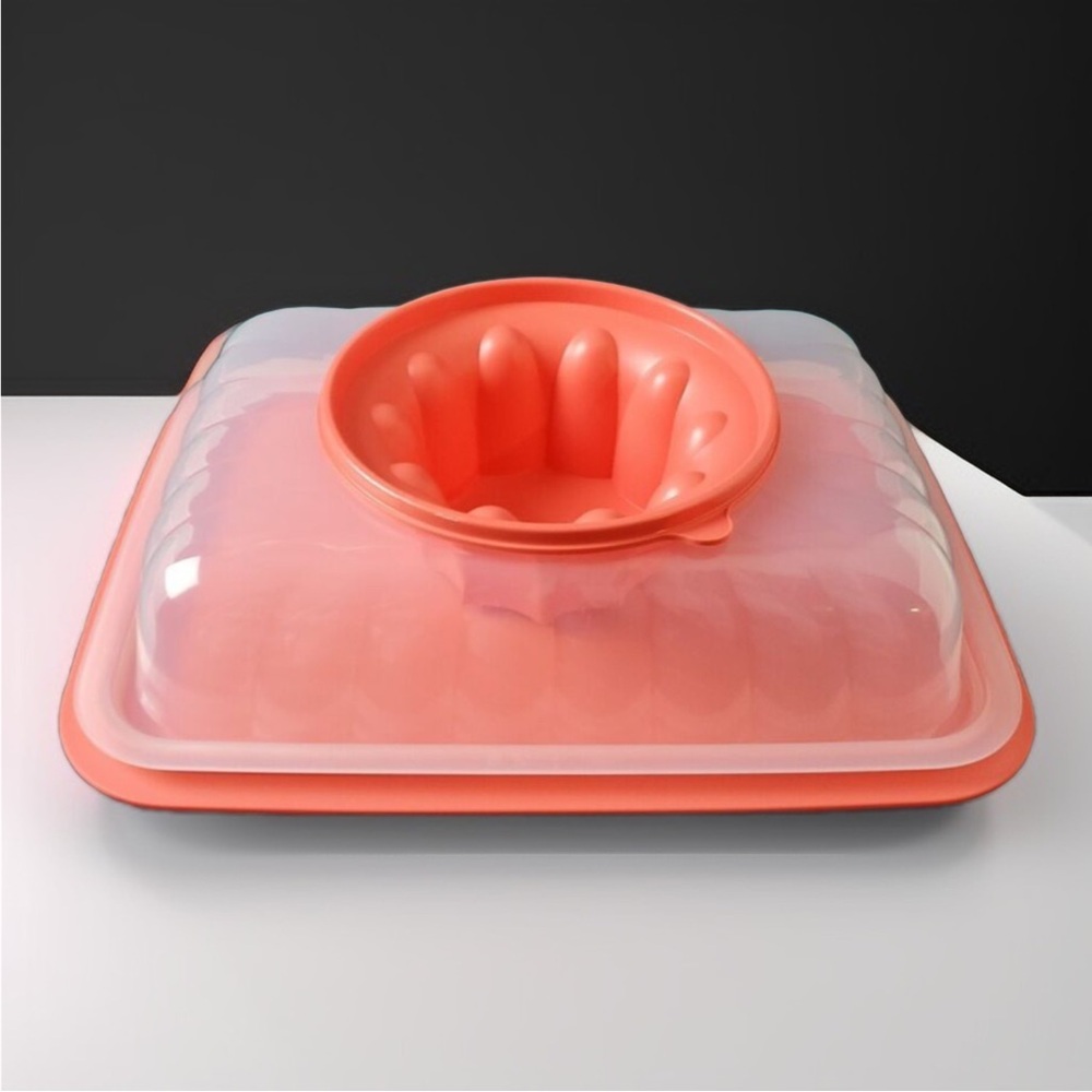 Jumpo  jello dessert by Tupperware